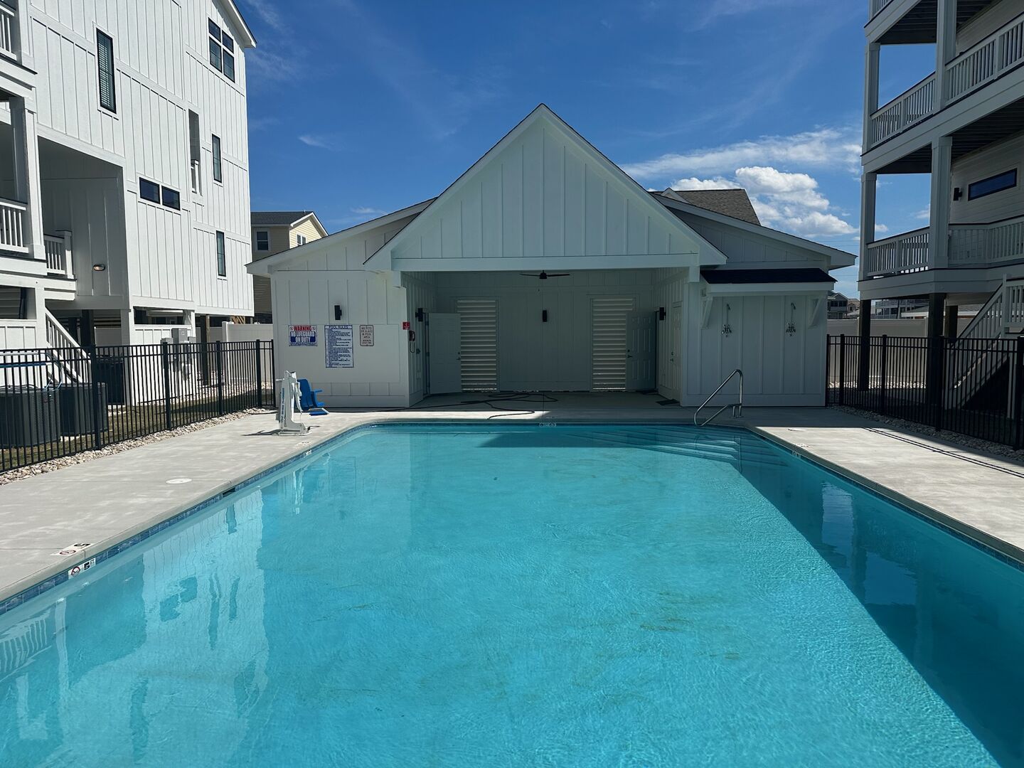 OB103: Waves | Access to the Ocean Breeze Community Pool