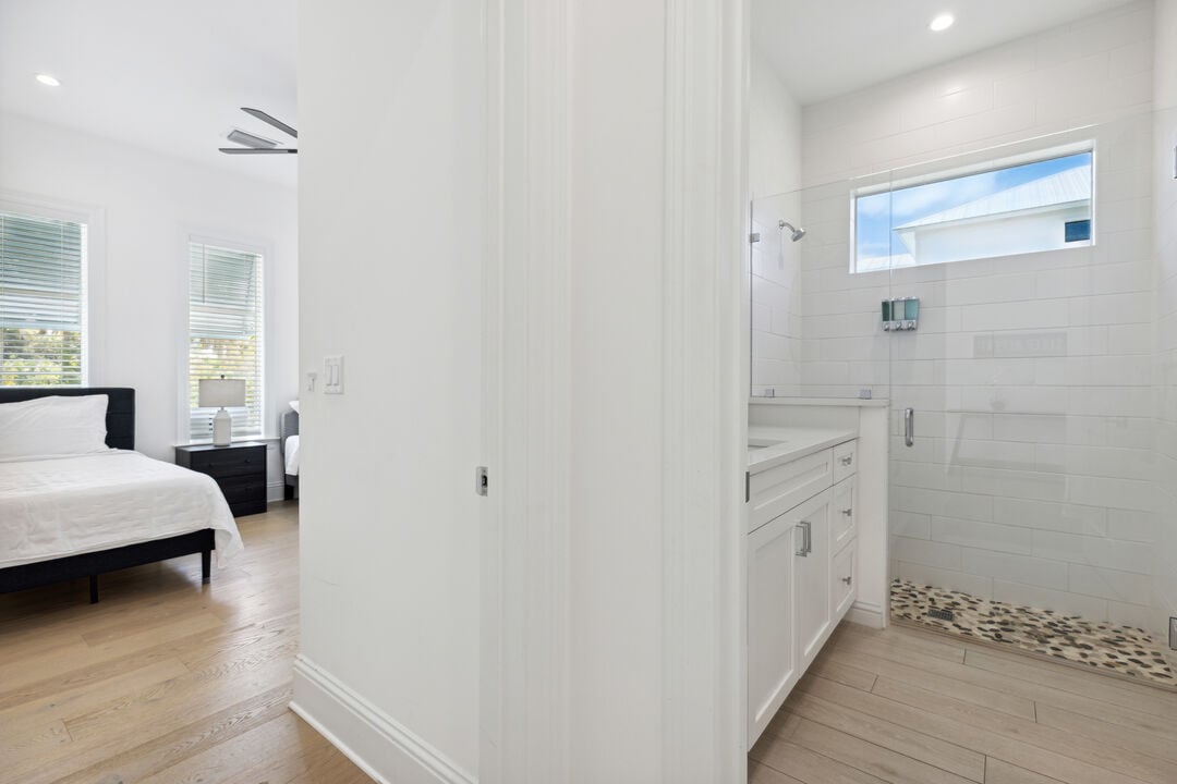 Downstairs guest room & guest bathroom