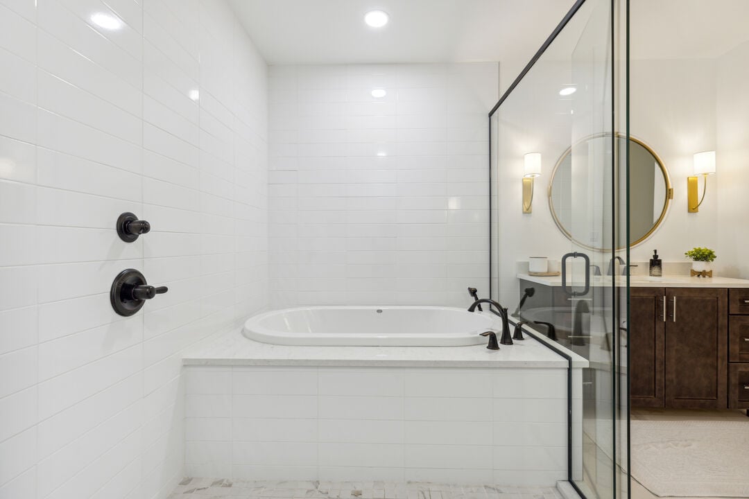 Relax & unwind in the soaking tub!