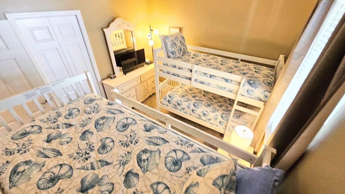 Bunk room