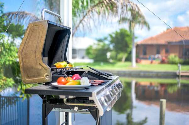 Flip Flop Provides a Propane BBQ