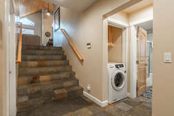 Entryway - Private Washer/Dryer