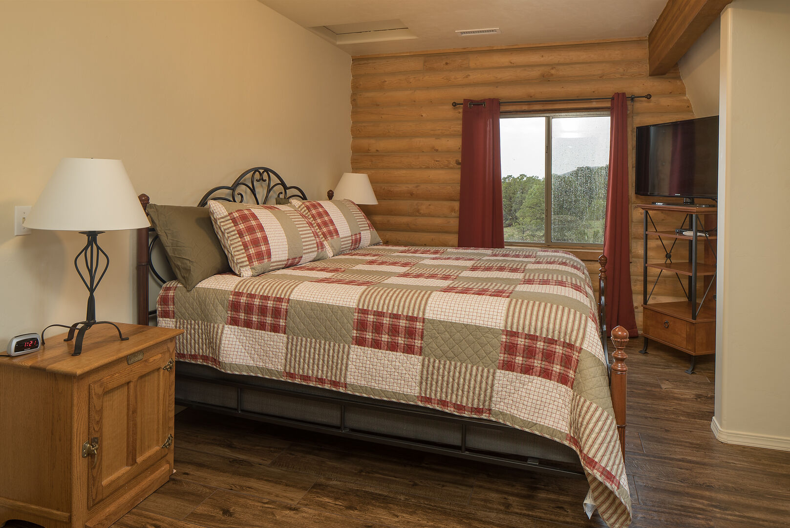 2nd Floor - Master Bedroom: King bed, stand alone air-conditioning unit + en-suite bathroom with luxury walk-in shower