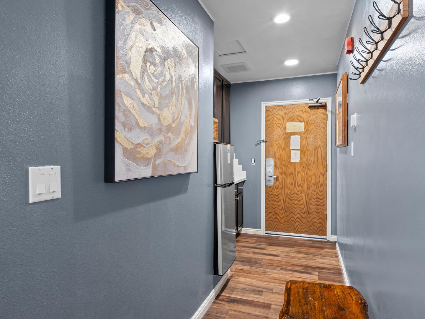 Entryway / Kitchenette