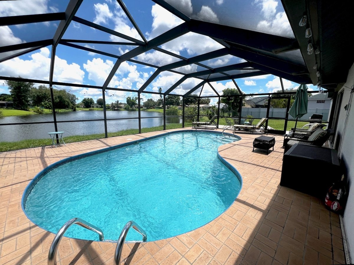 Views of the lake from pool