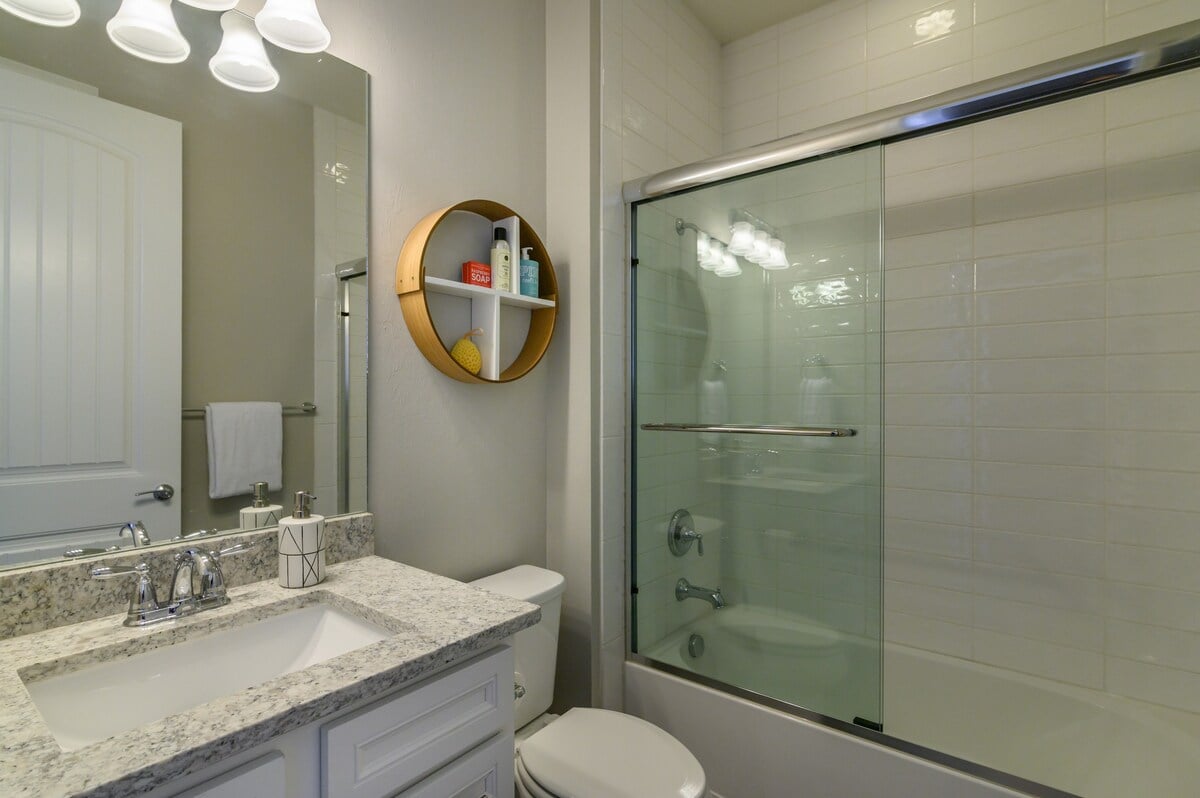 Second Bathroom With Shower/Tub Combo