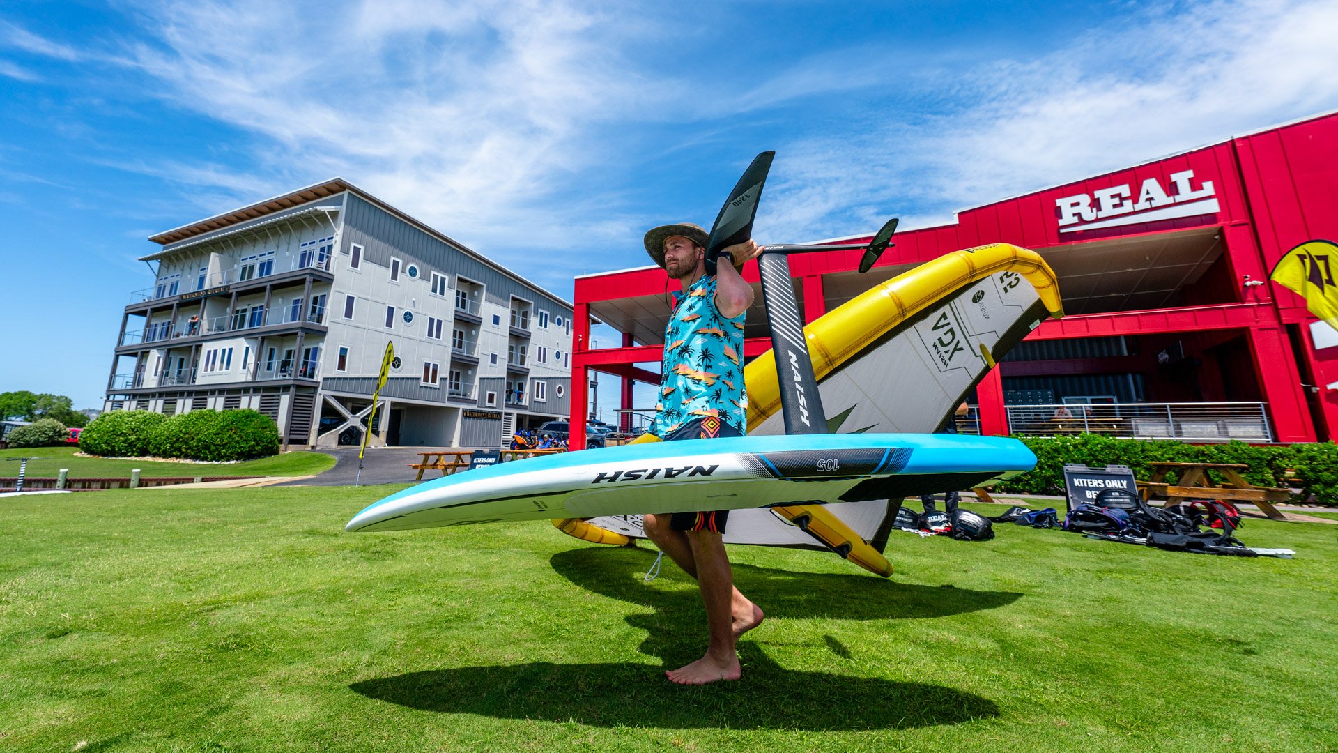 Foiling at REAL Watersports