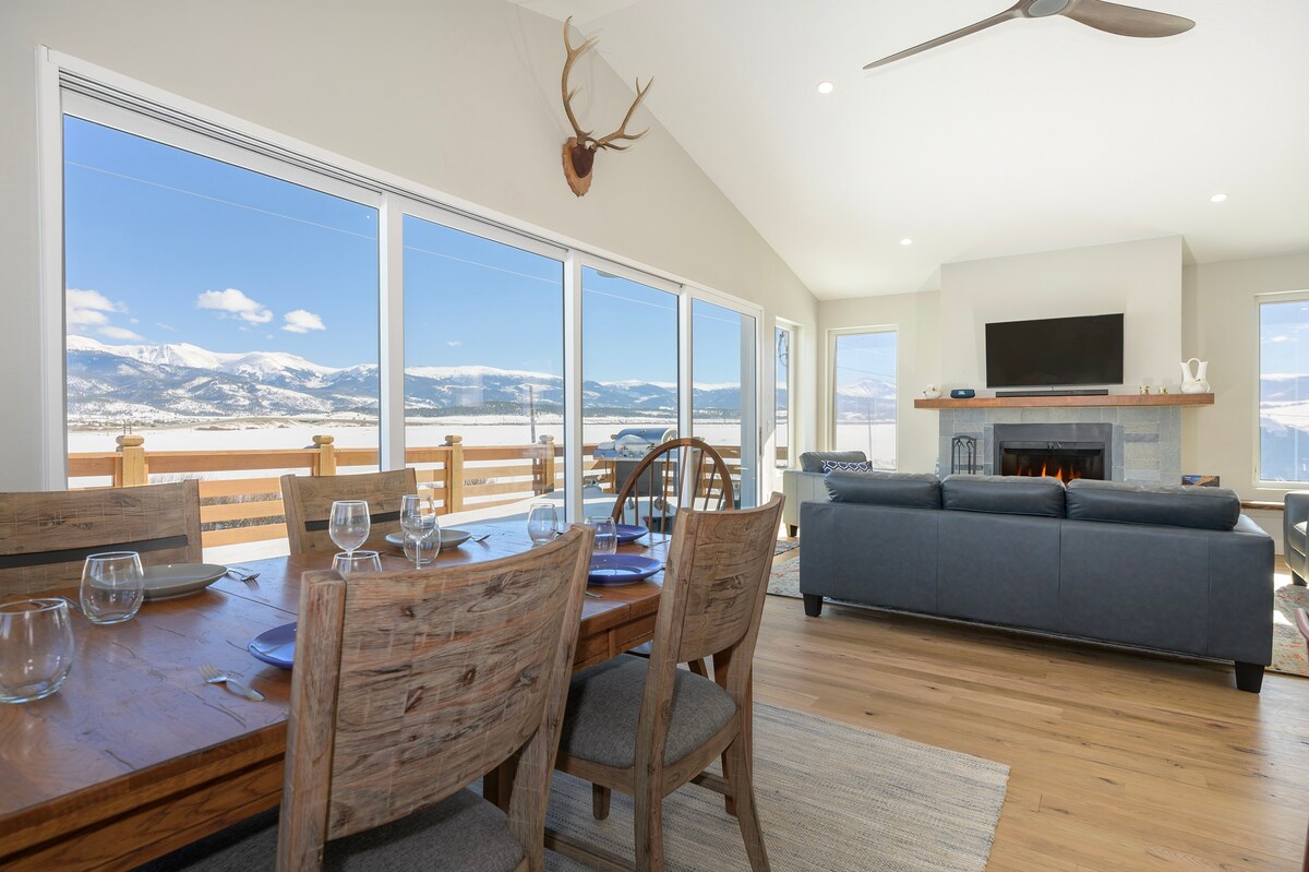 SWP Lances Adventure Lodge dining and living areas