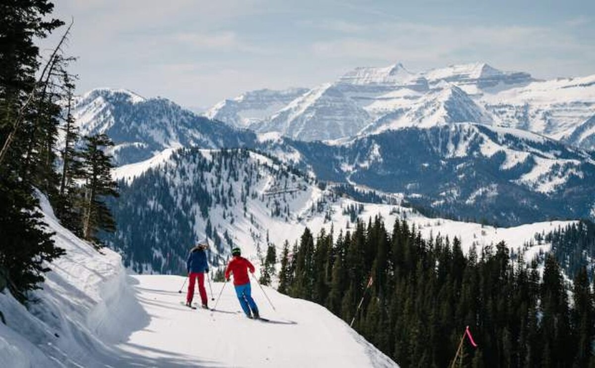 We're just 32 miles from Brighton—come experience fantastic skiing!