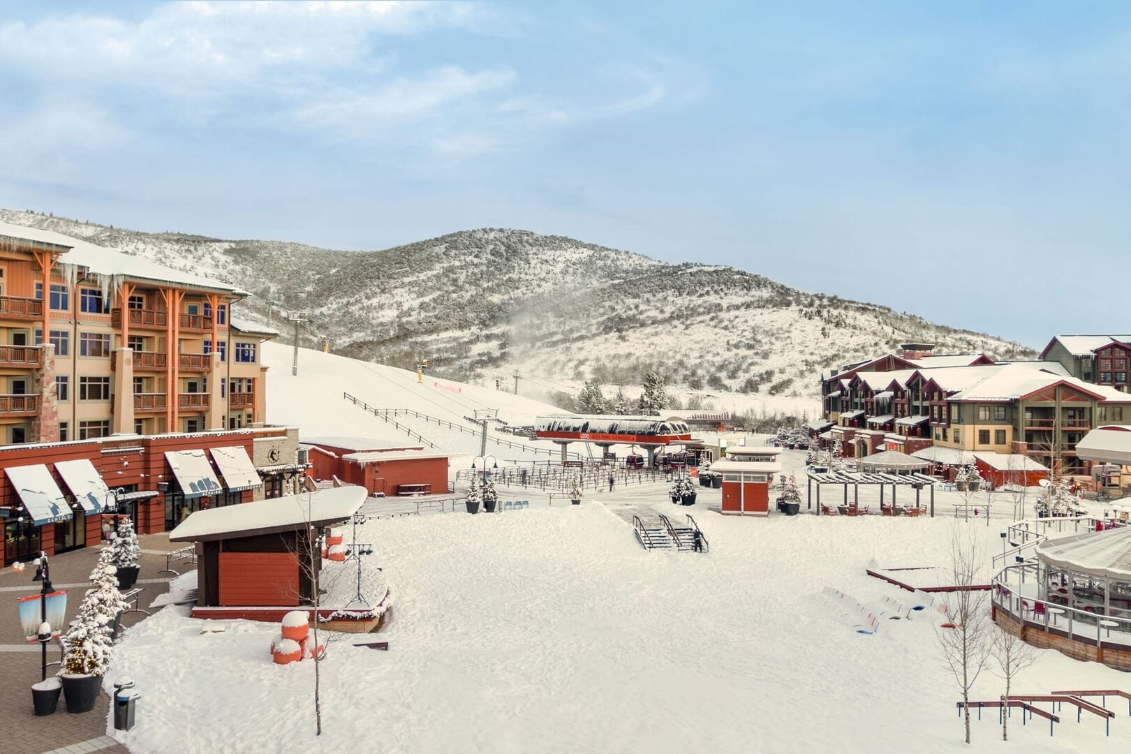 Ski-in/Ski-out Access