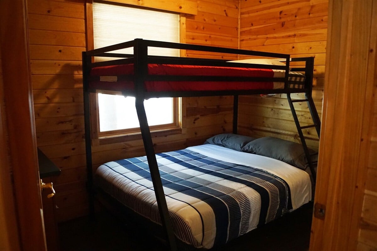 Bedroom 2 has versatility with a Full size bed on the bottom and twin size bed up top.