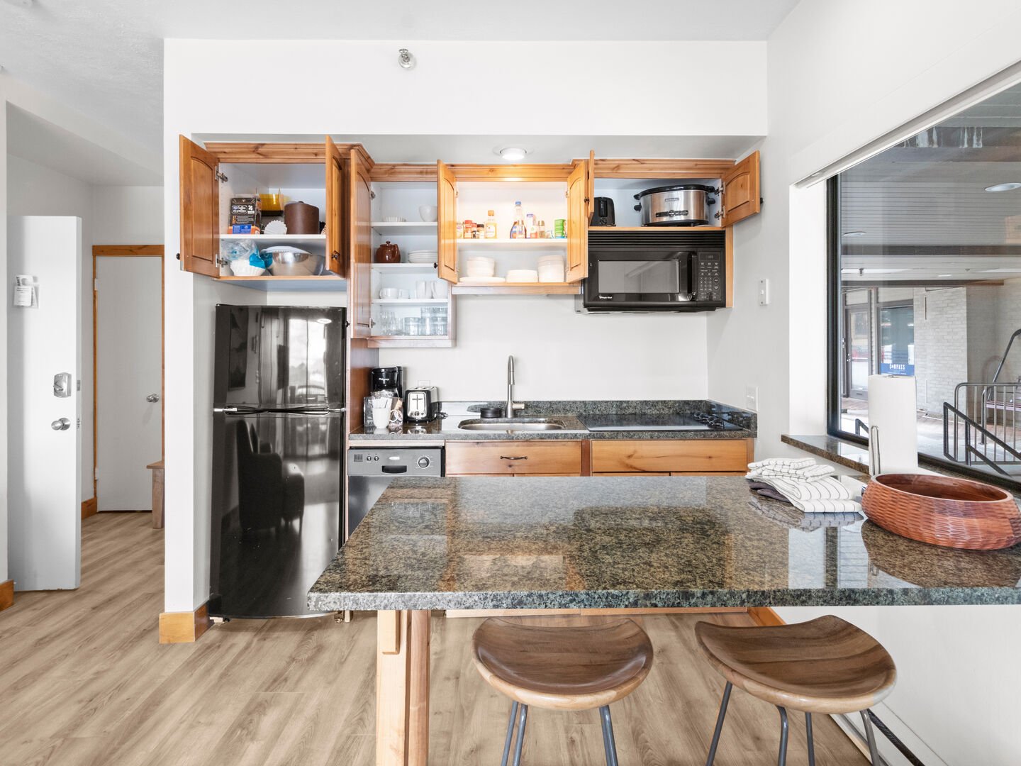 Kitchenette Details