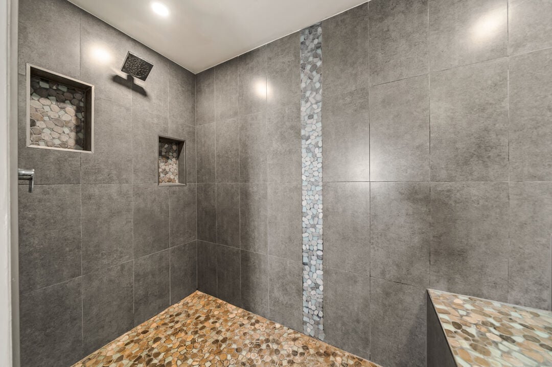 Step-in rain shower