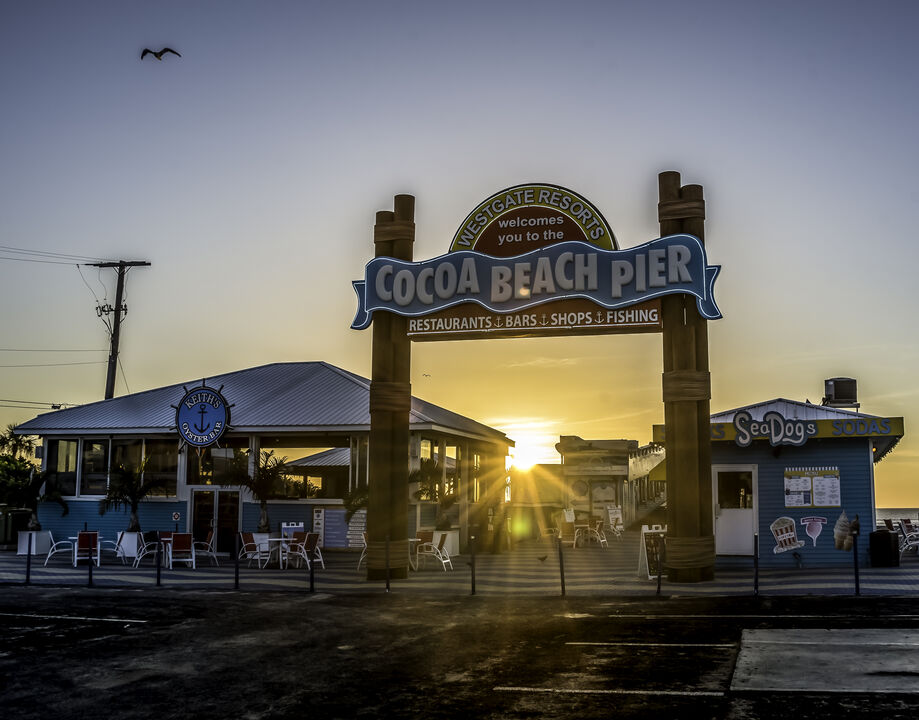 The iconic pier offers oceanfront dining, shops, live music, and panoramic views—perfect for sunrise strolls or evening cocktails.
